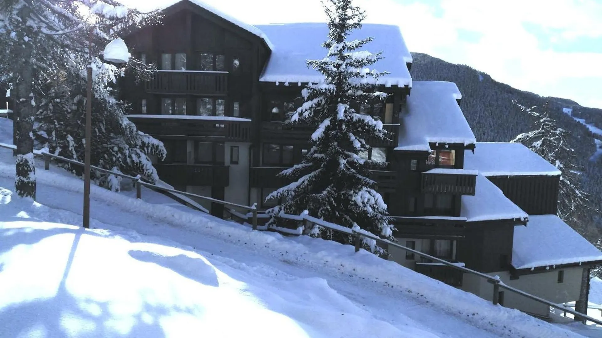 Apartment Studio Confortable Pour 4 A Vallandry, Centre Station Et Pres Des Pistes - Fr-1-411-907