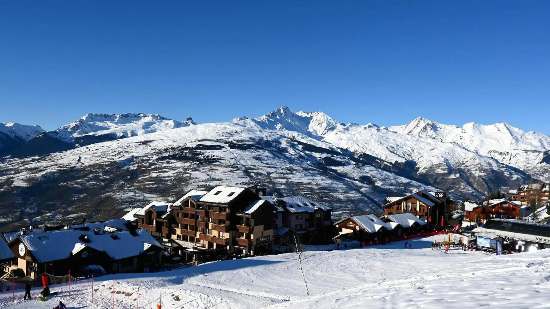 Apartment Studio Confortable Pour 4 A Vallandry, Centre Station Et Pres Des Pistes - Fr-1-411-907